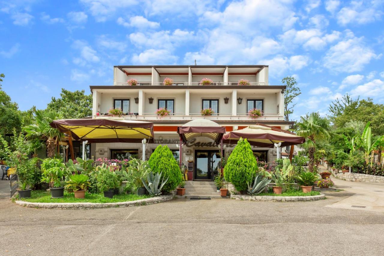 Hotel Ai Sette Nani ซิสเตียนา ภายนอก รูปภาพ